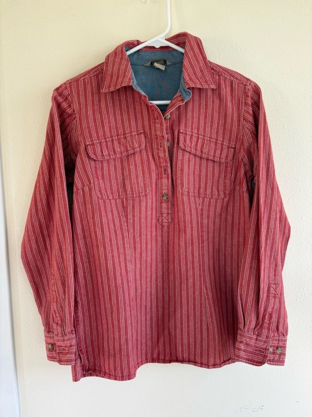 Duluth Trading Co. Women's Free Range 100% Organic Cotton Popover Shirt